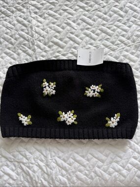 NWT Forever 21 Black Embroidered Sweater-Knit Tube Top - Size L